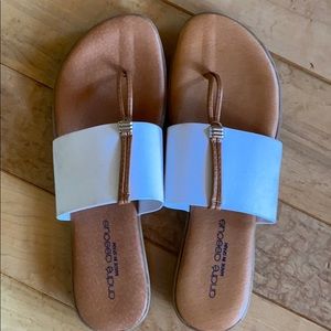 Andre Assous Nice Sandal Size 7 Made in Spain
